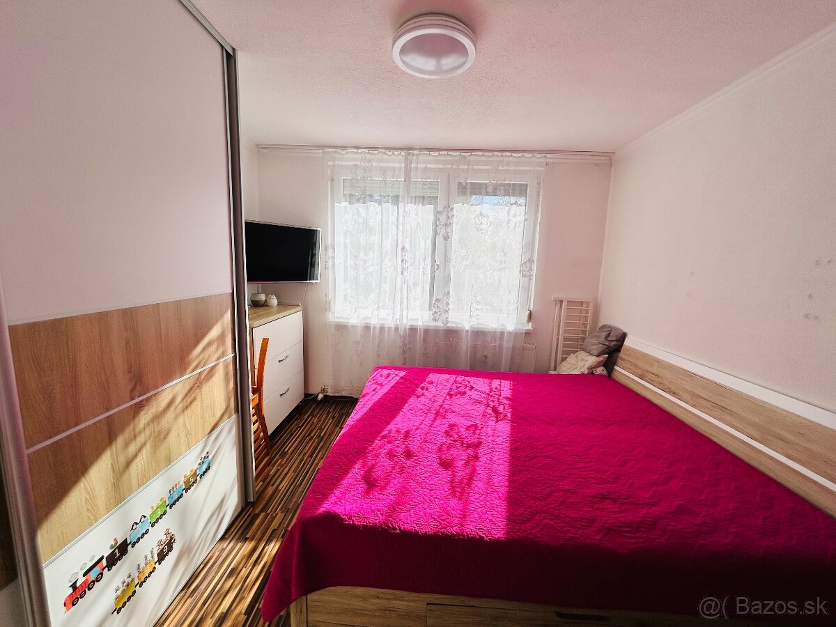 Na predaj 3 izbový byt na ul. Třebičska, Humenné - 5