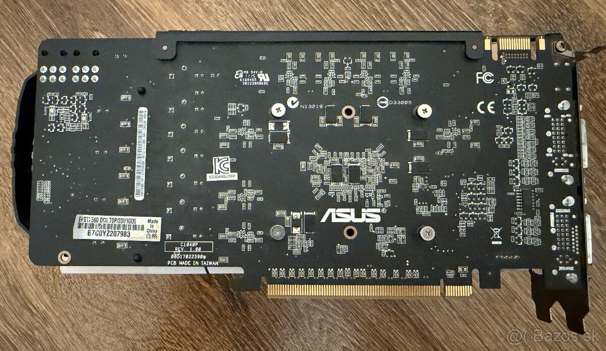 ASUS DCII TOP/2DI/1GD5 na náhradné diely - 5