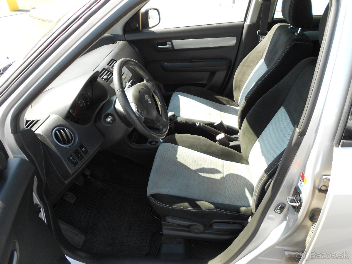 Suzuki Swift 1,3i 90Ps 2009 - 5