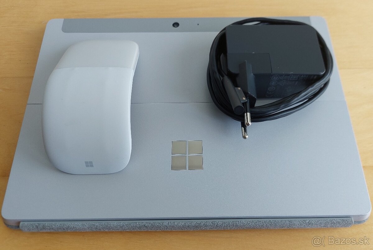 Surface Go (Model 1824) + Arc Mouse - 5