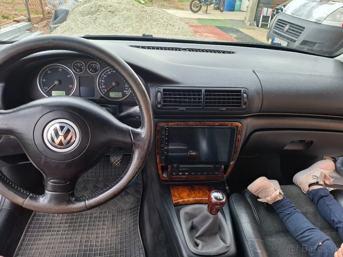 Volkswagen passat b5.5 2.5 V6 - 5
