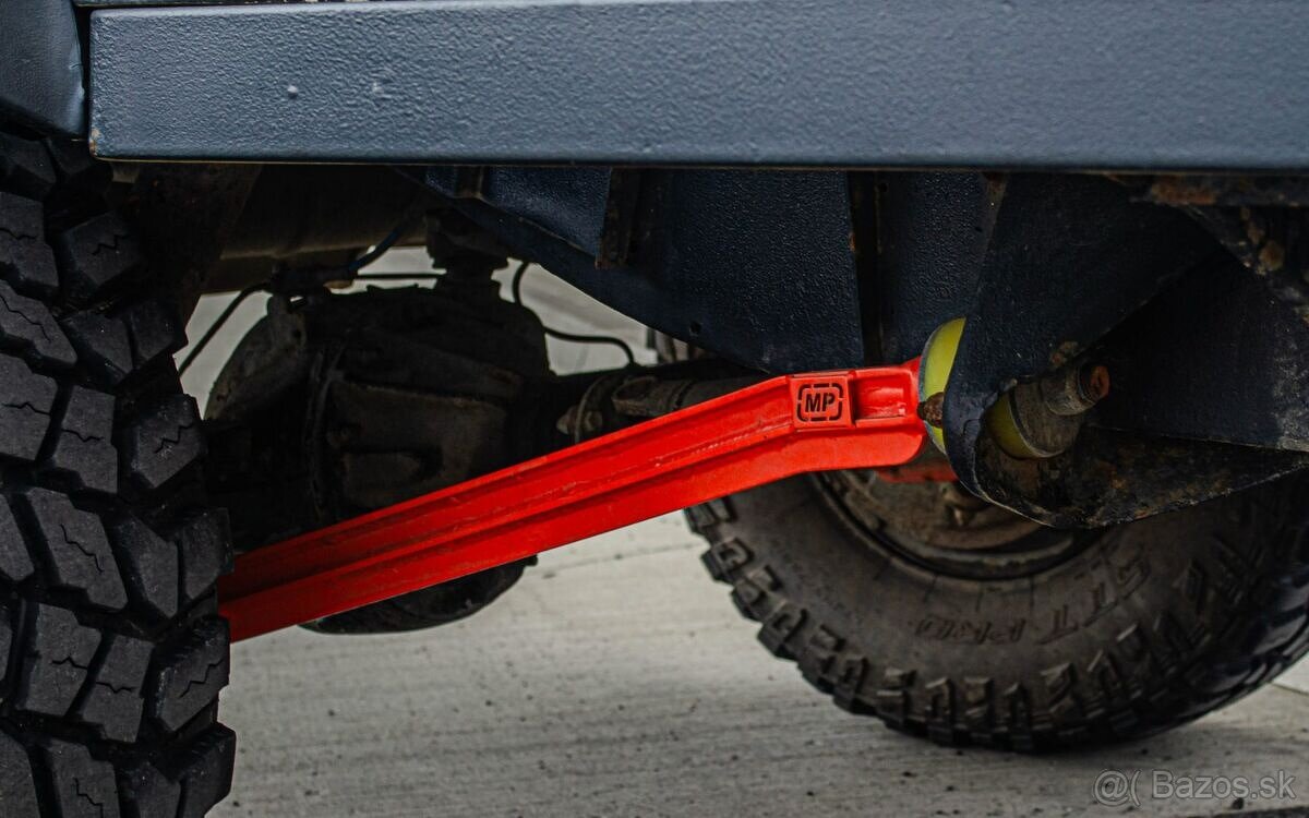 Land Rover Defender SW110 2.4 TD4 - 5