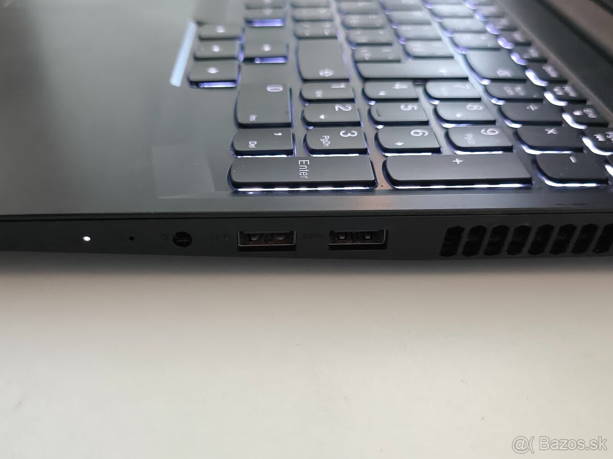 Lenovo Ideapad Gaming 3 15ACH6 - 5