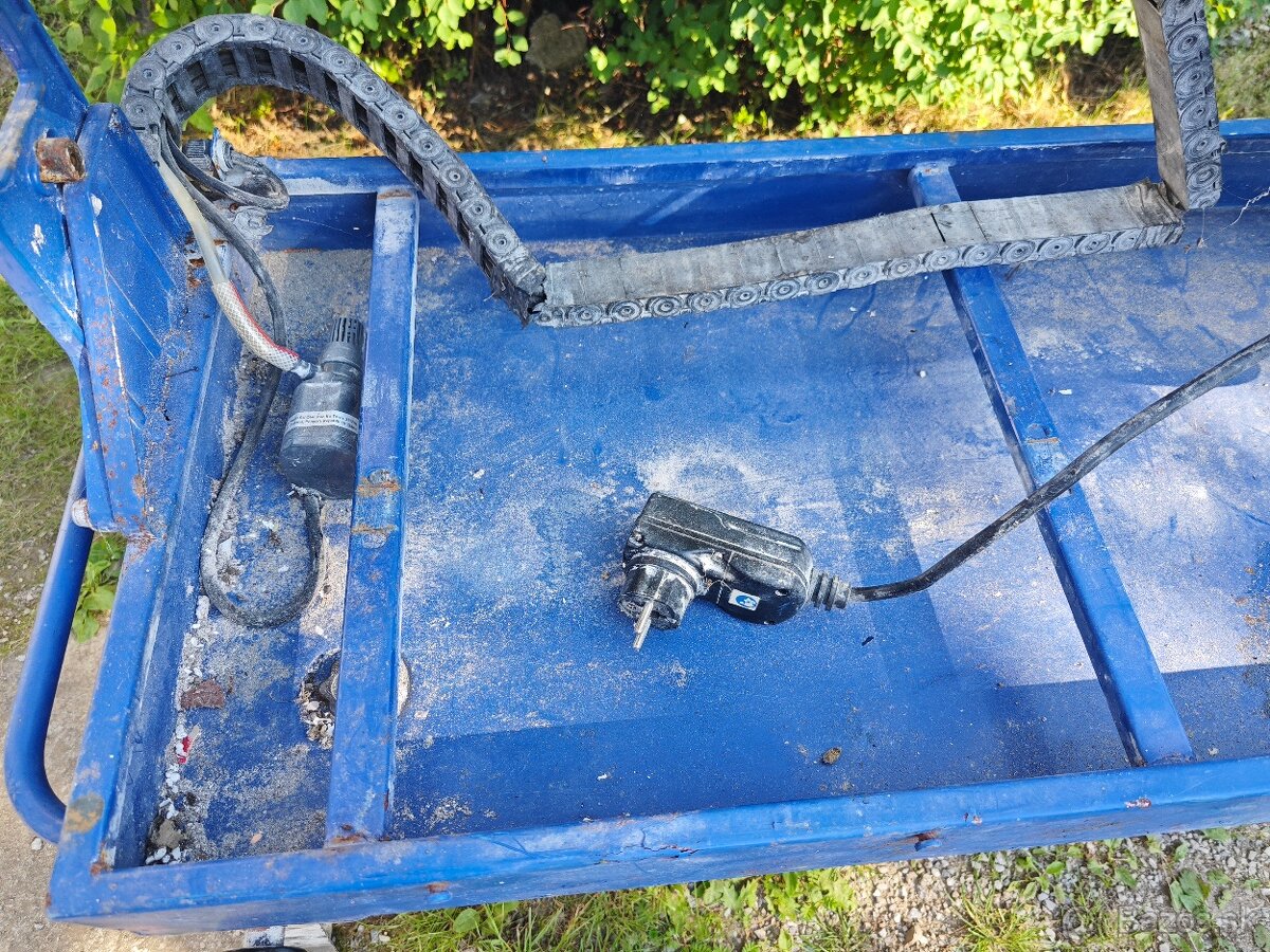 Rozbrusovacka a rezacka dlažby - 5