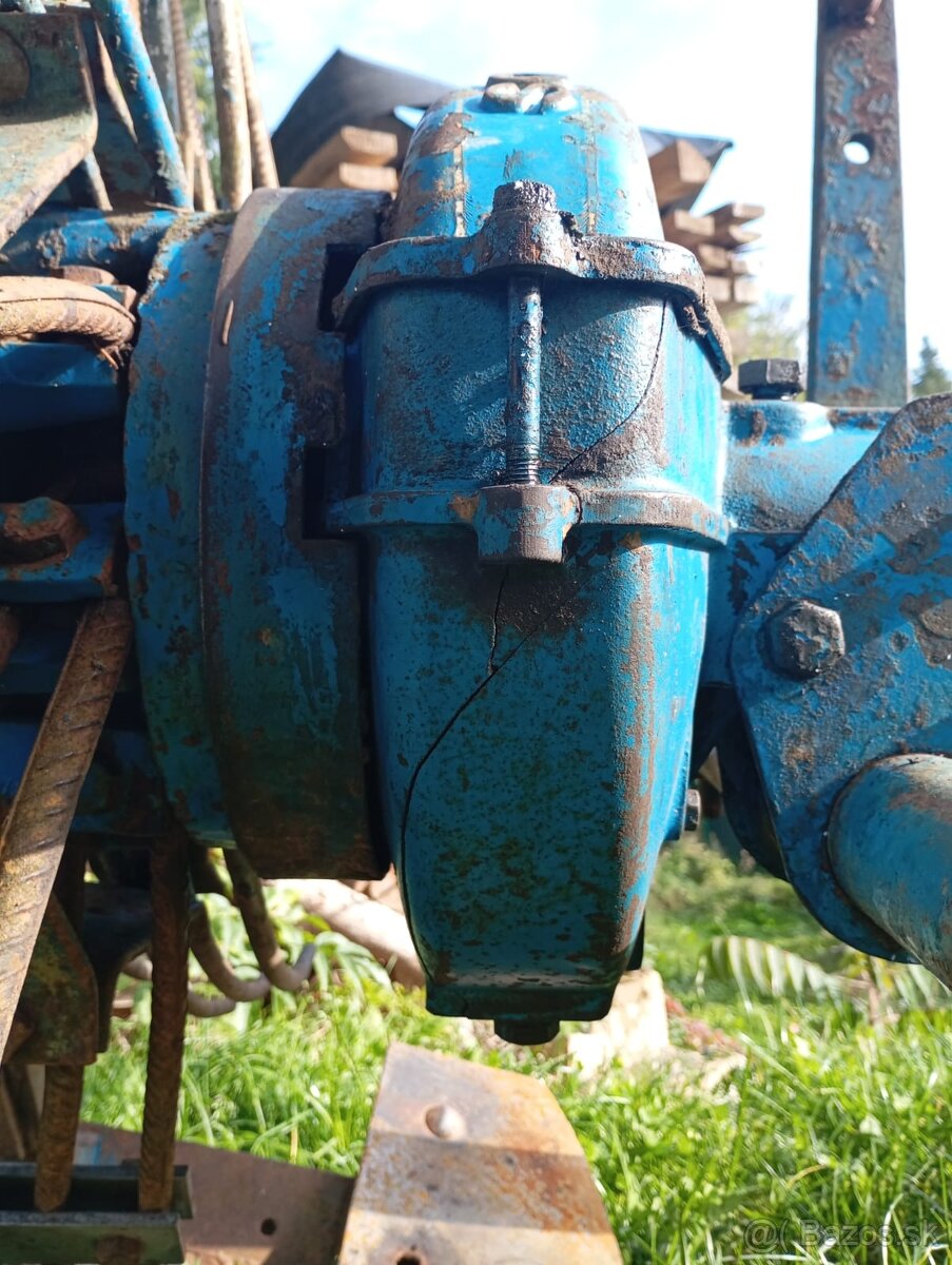 Predám vyorávač zemiakov - 5