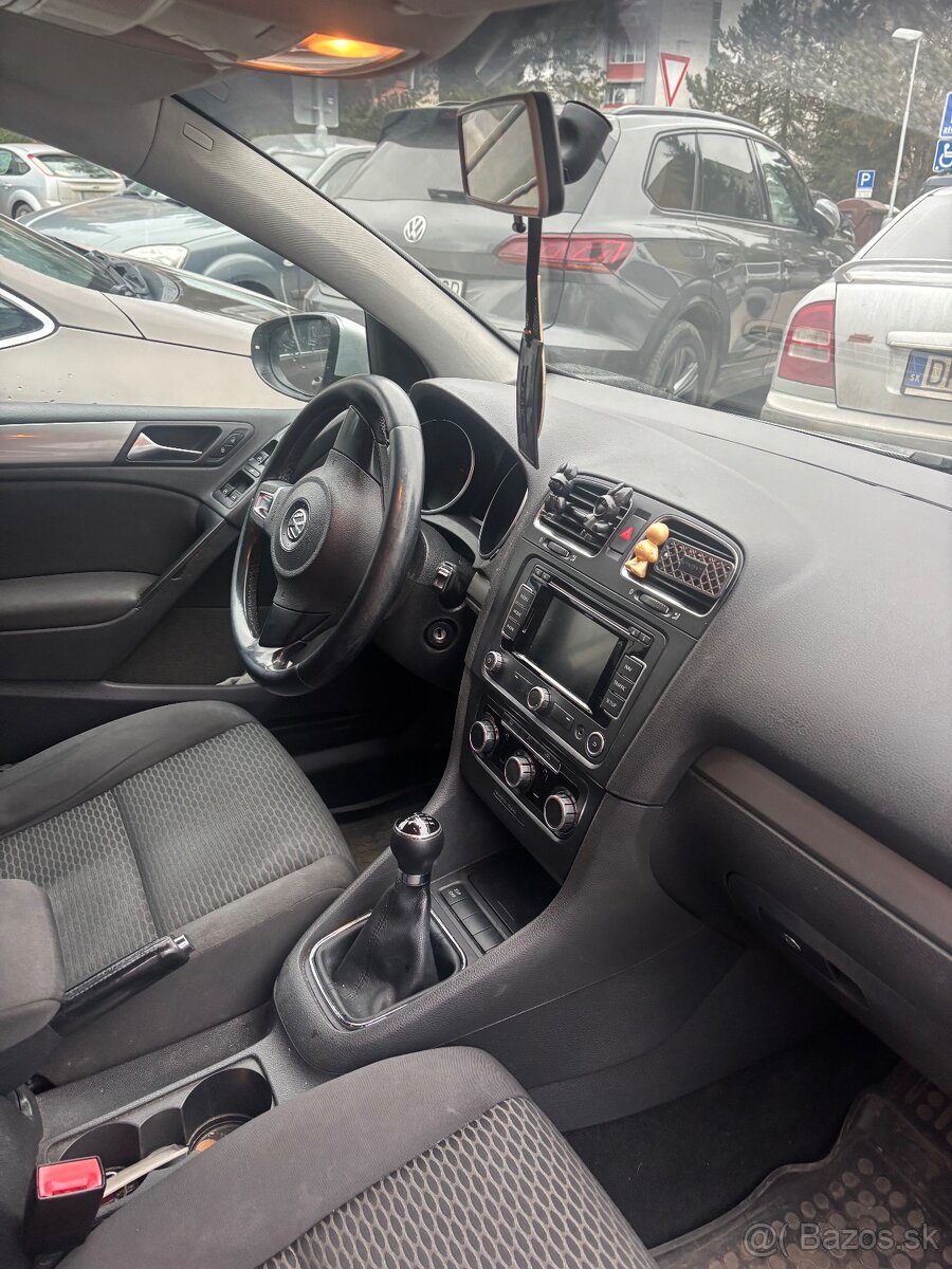 Volkswagen Golf VI 1,6tdi - 5