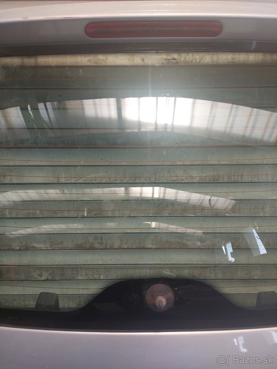 PEUGEOT 206 Kufor,Zadné dvere - 5