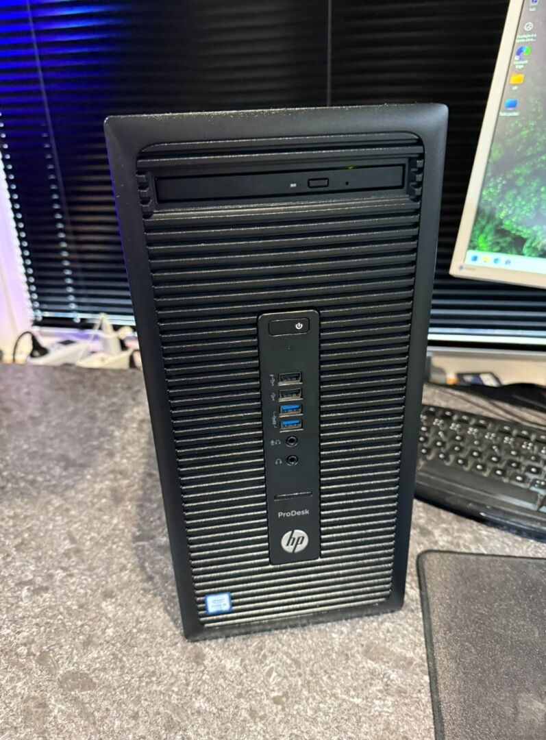 Počítač i3-6100 / RX 560 4GB / 8GB / SSD + HDD - 5