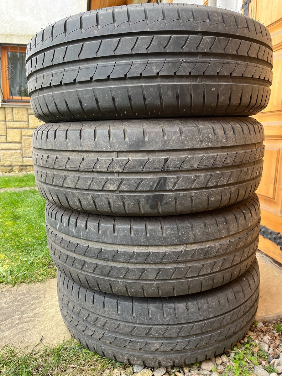 195/60 r16 Goodyear - 5