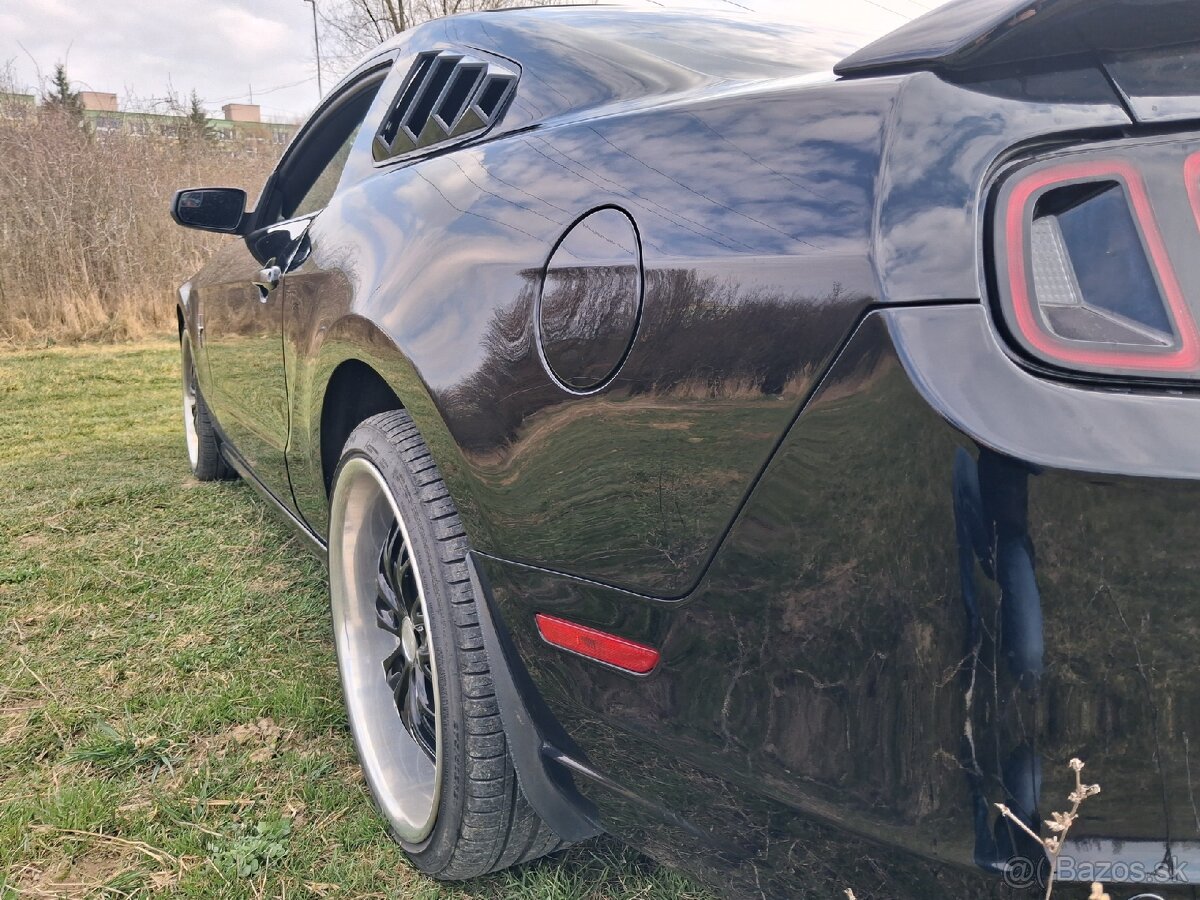 Ford mustang - 5