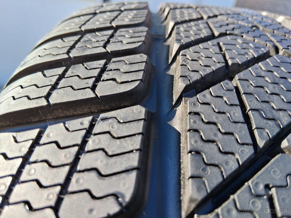 245/45 r19 zimne pneumatiky - 5