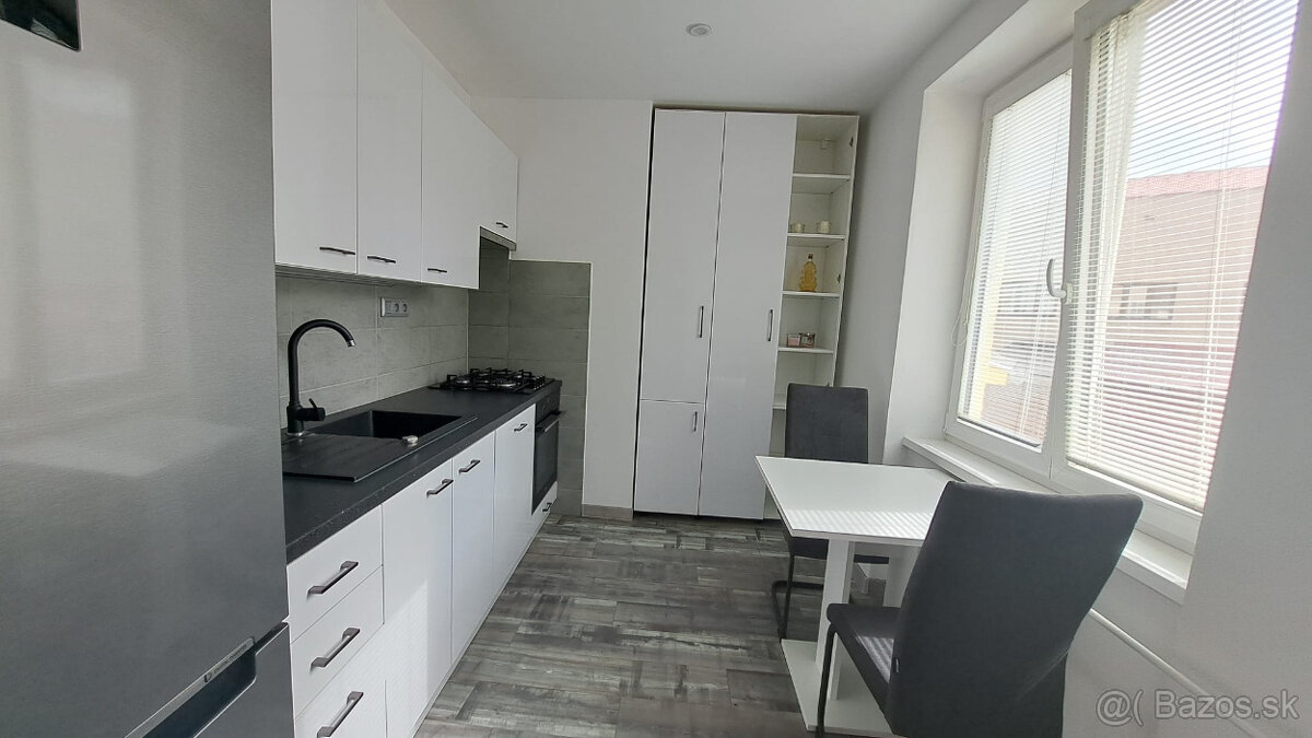 Krásny 2-izbový byt v centre Popradu na prenájom - 5