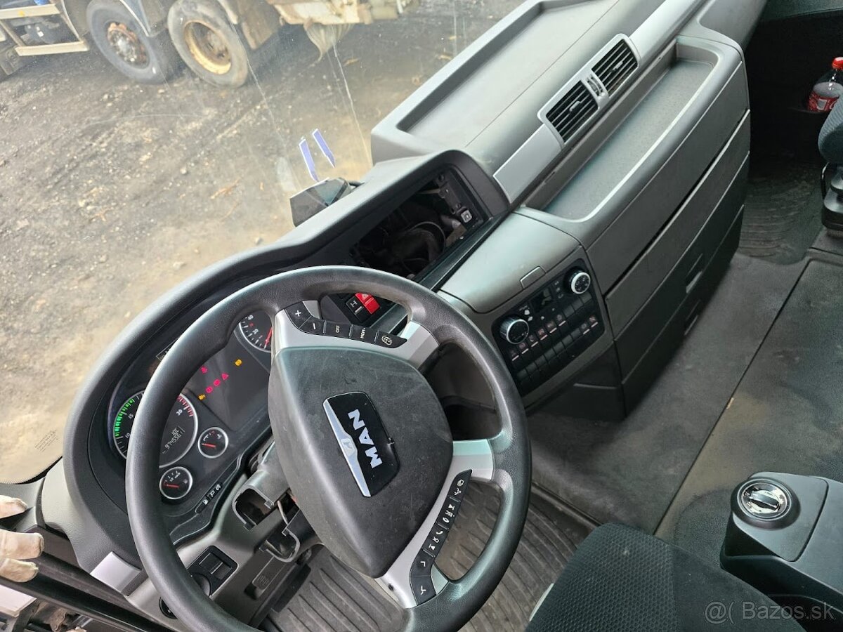 TAHAČ MAN TGX 18.440 r.2015,EURO 6,LOWDECK,AUTOMAT,RETARDÉR - 5