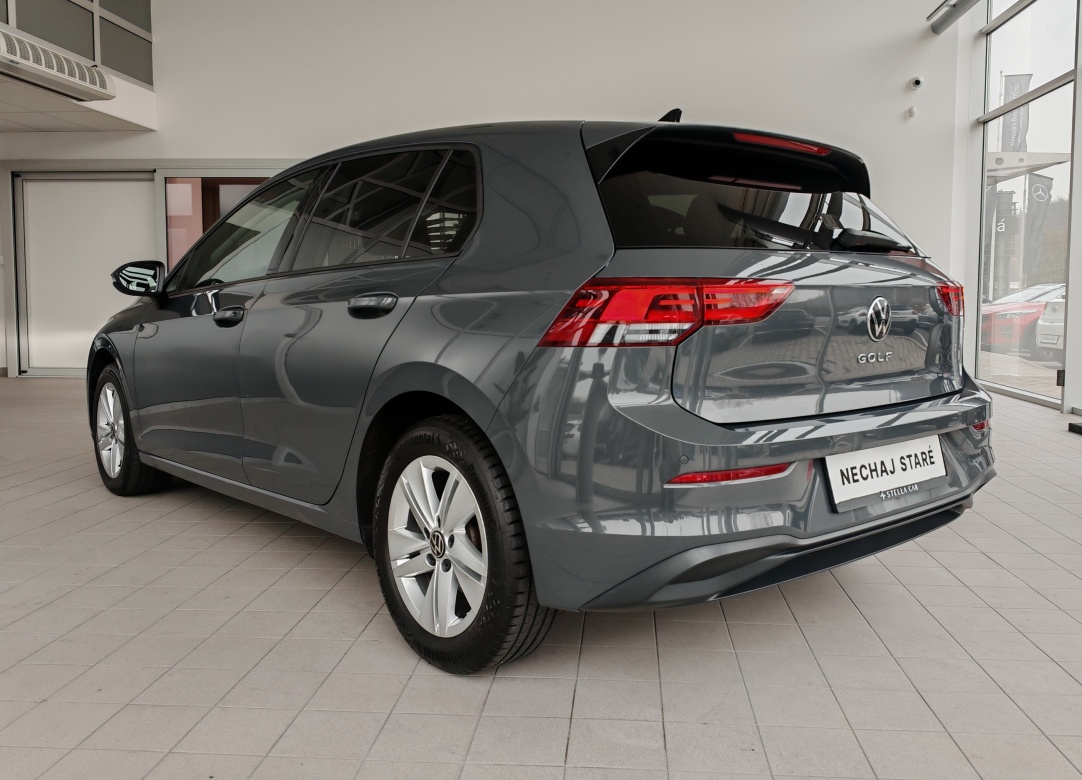 Volkswagen Golf Life 2.0 TDI 110KW DSG/AJ NA SPLÁTKY/ - 5