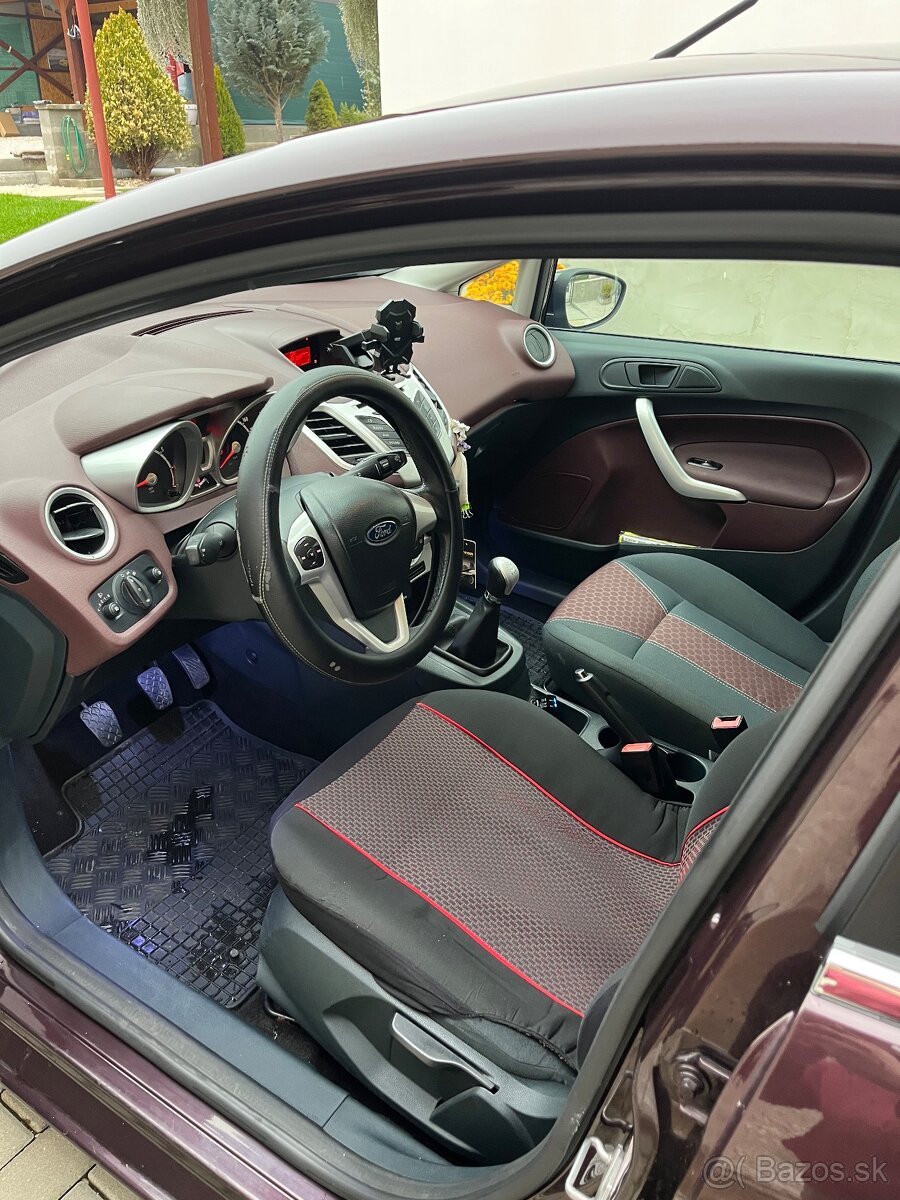Predám Ford Fiesta 1,25 - 5