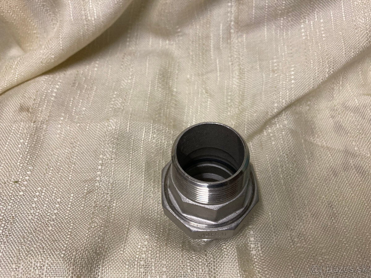 Šróbenie a ventil nerezové 5/4" - 5