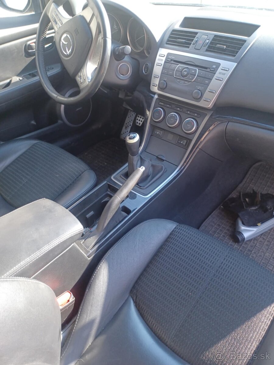 Rozpredám Mazda 6 2.2D 136kw R2AA 2010 - 5