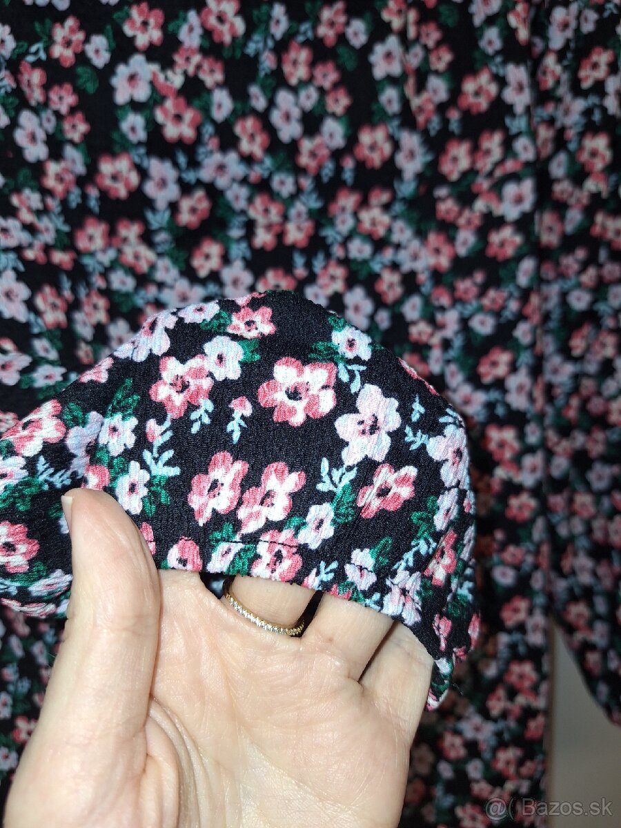 Midi kvetované šaty - 5