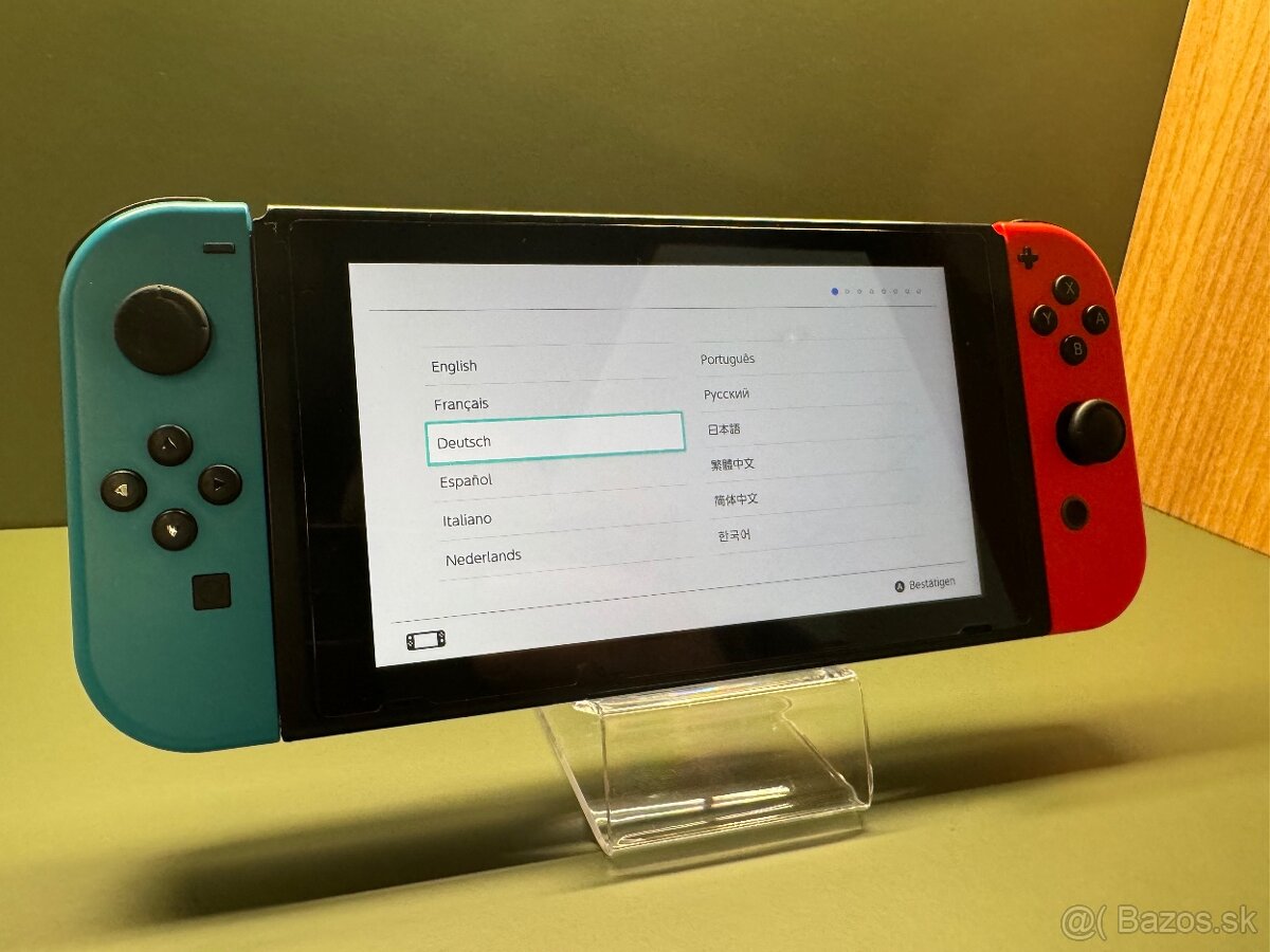 Nintendo Switch V2 - 5