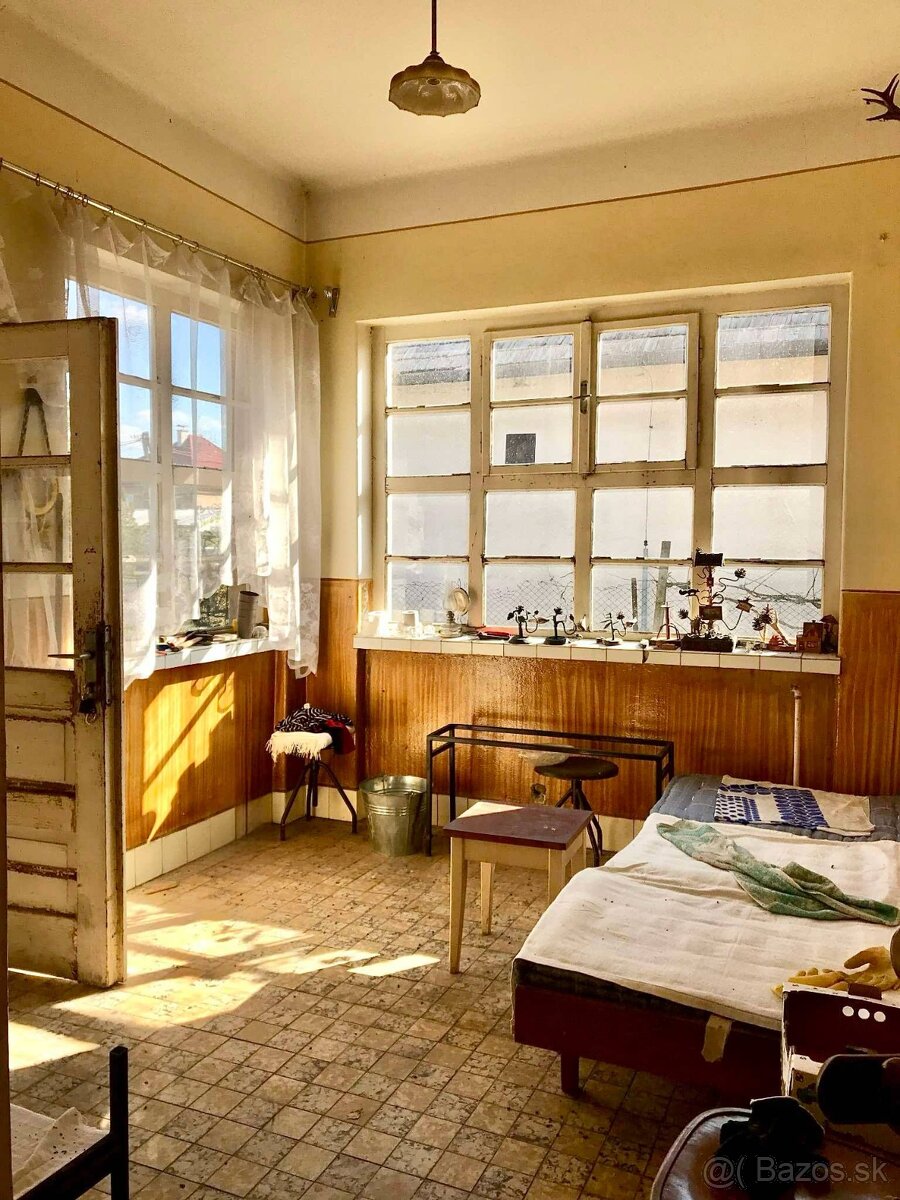 ZNÍŽENÁ CENA➔Starší RD vhodný na rekonštrukciu - Želovce - 5