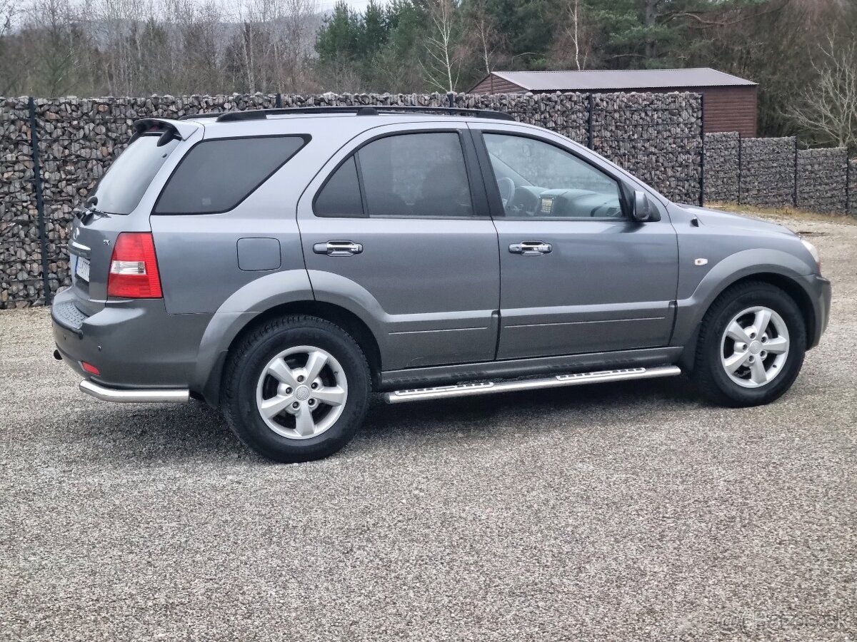 KIA SORENTO 2,5CRDi 4x4 - 5