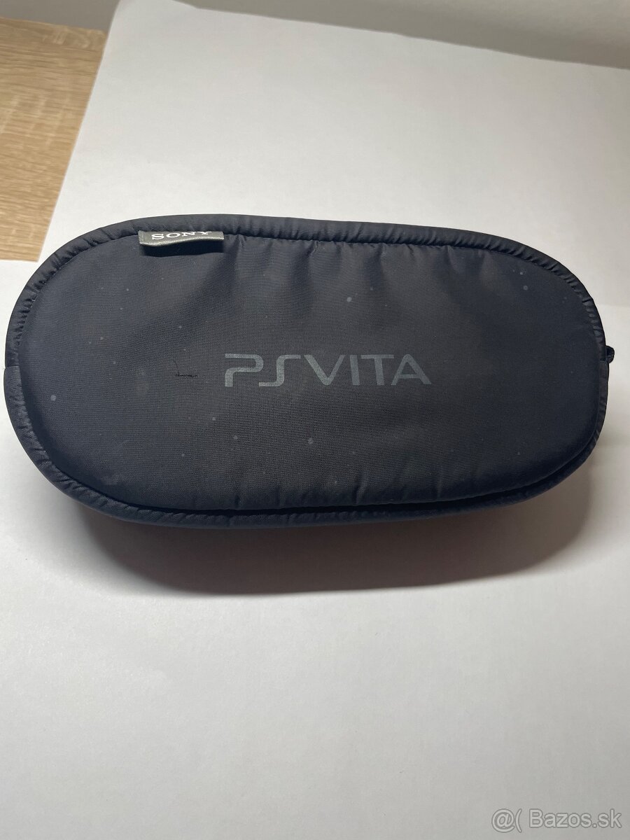 PS Vita PCH - 1004 (OLED) - 5