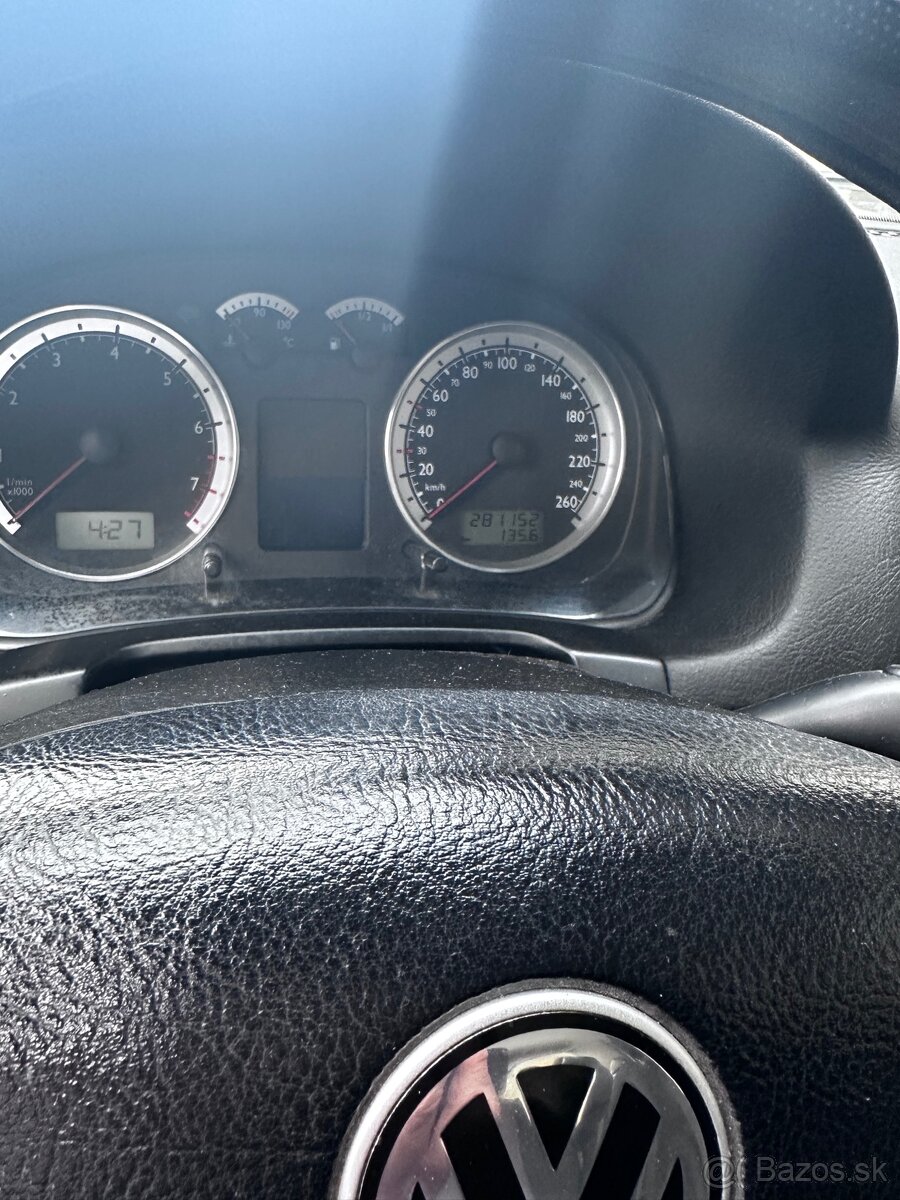 Golf 4 1.6 benzín - 5