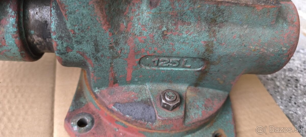 Zverák YORK 125L - 5