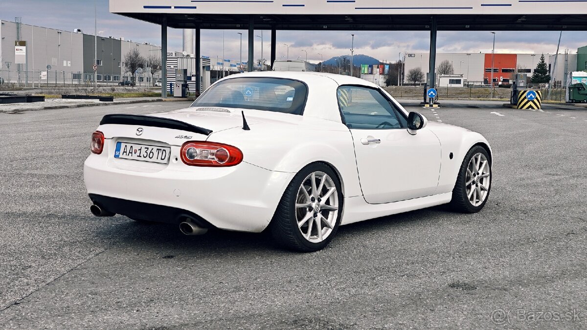 Mazda MX-5 NC 2011 2.0 GT PRHT - 5