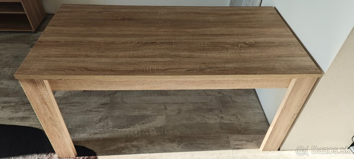 Jedalensky stol so stolickami - 5