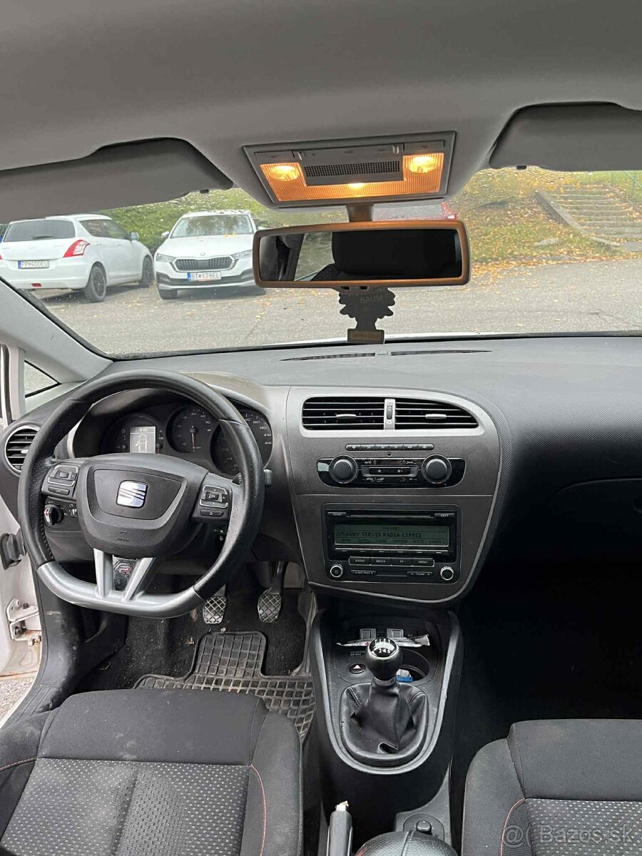 Predám SEAT LEON 1,4TSI FR....Kupované na SVK..... - 5
