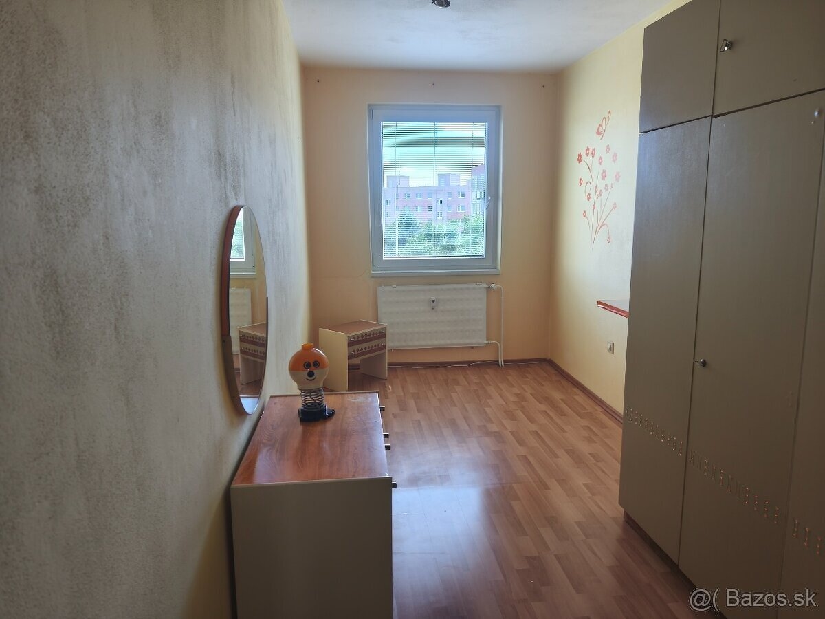 prenajom 4izboveho bytu - 5