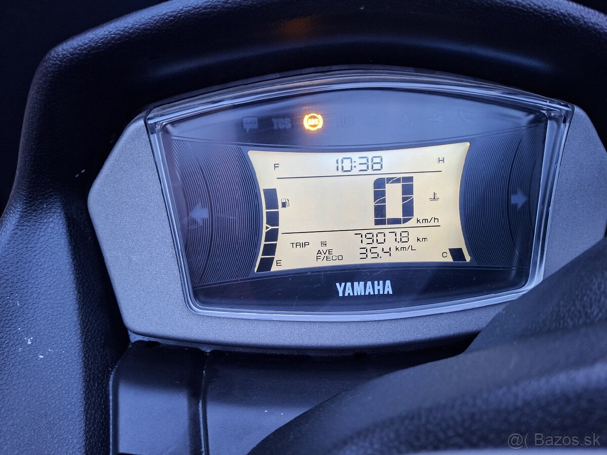 Skúter yamaha 125 - 5