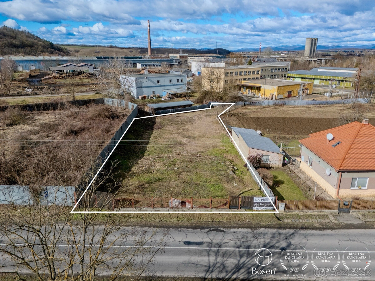 BOSEN | Viacúčelový stavebný pozemok blízko centra, Fiľakovo - Pohľad 5