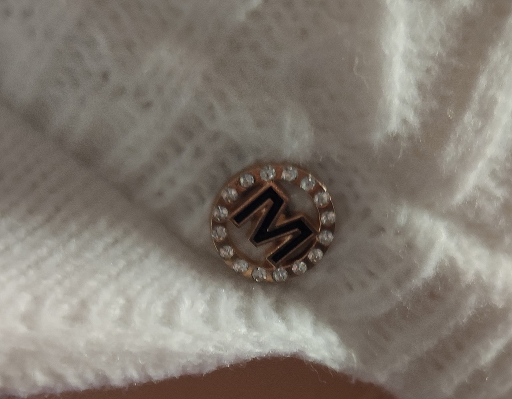 biela zaujímavá čiapka - 5