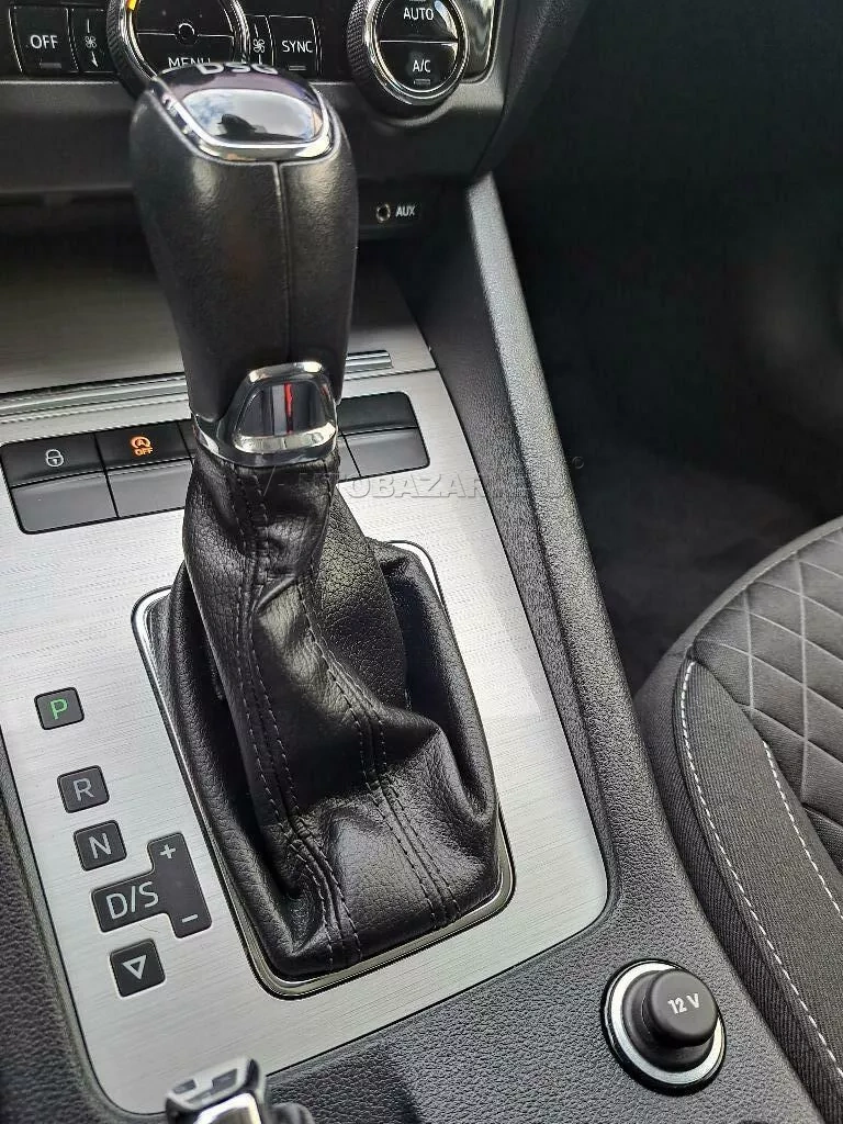 ŠKODA OCTAVIA III COMBI 2.0 TDI DSG 110 kW - 5