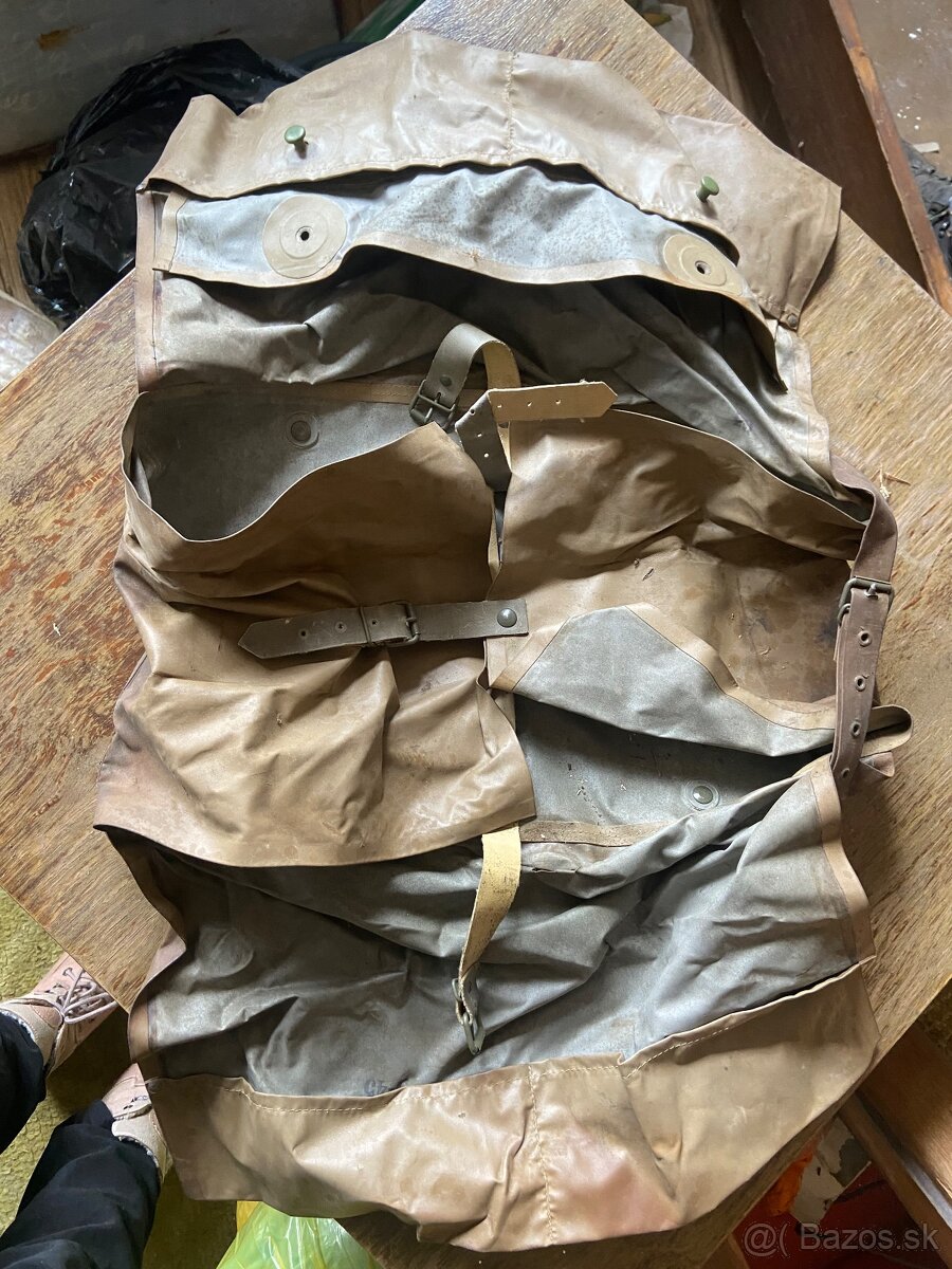 Stará vojenská dekontaminačná súprava - 5