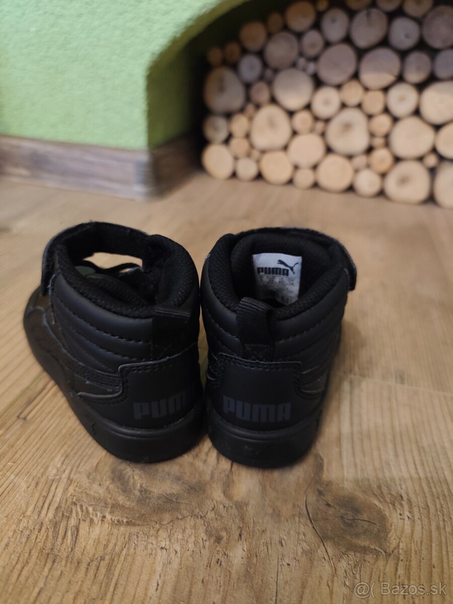 č.22 Nové detské čierne botasky Puma - 5