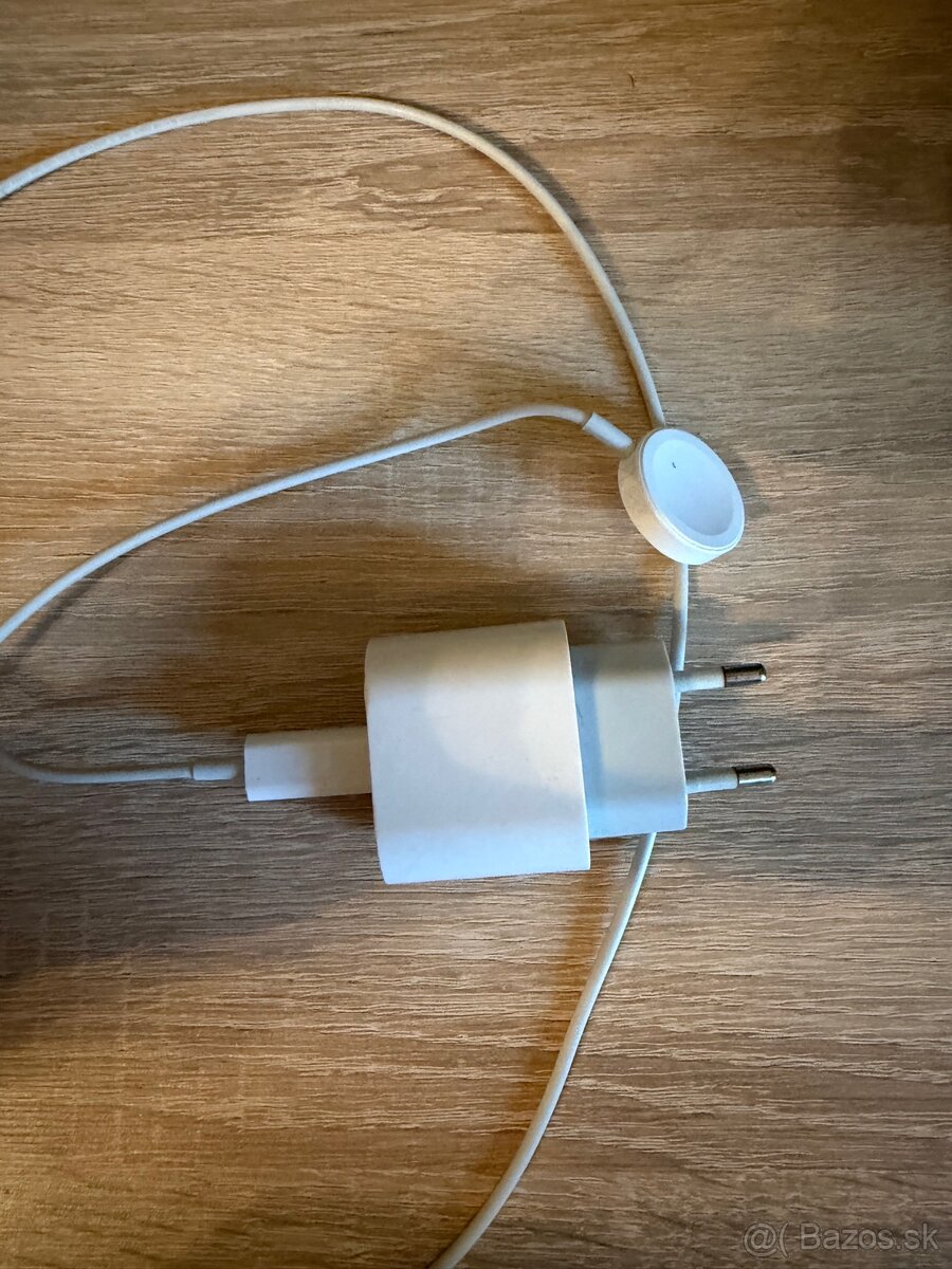 Apple Watch SE (2. generácia) - 5