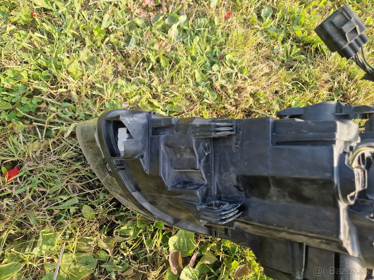 Ľavé predné svetlo Volvo S60, V60 - 5
