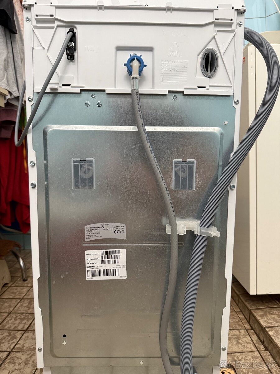 Práčka Indesit - 5