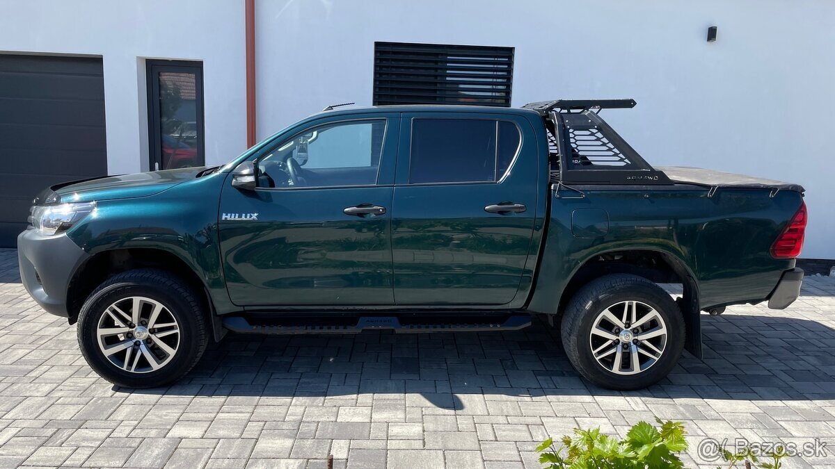 TOYOTA HILUX - PREDAJ AJ NA SPLÁTKY