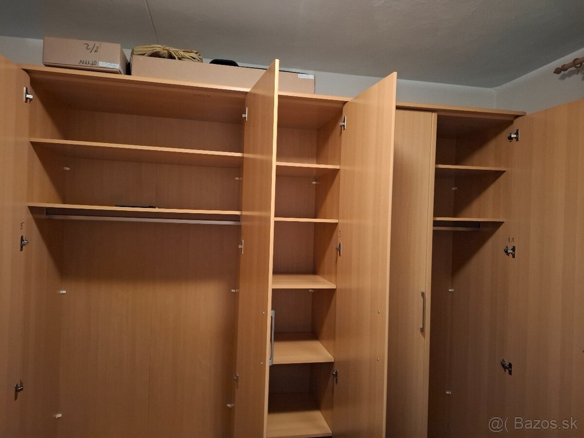 Šatnikova skriňa - 5