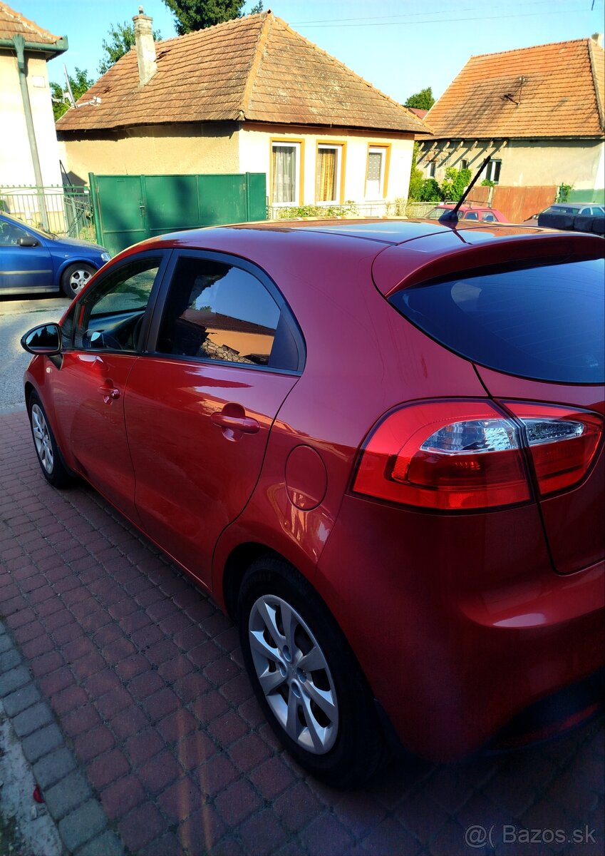 Kia Rio 1.2 - 5