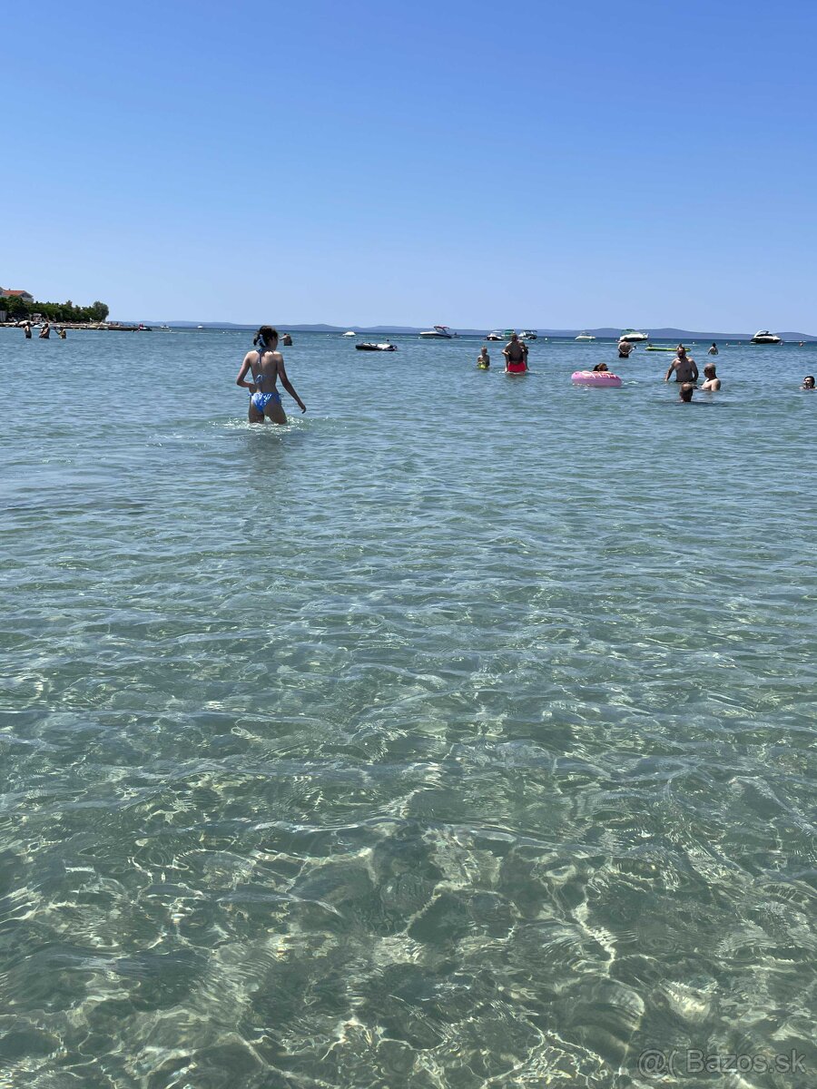 CHORVÁTSKO, apartmán, ubytovanie pri pláži s pieskom v mori - 5