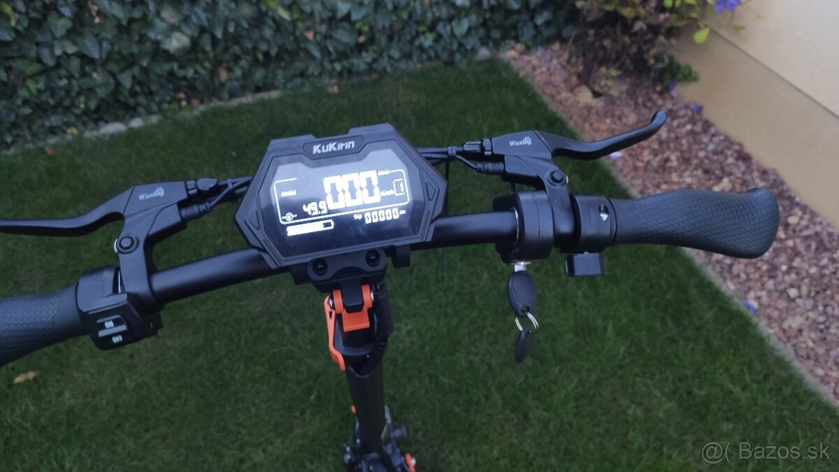 Kukirin G2 Max 2025 - ZARUKA - 0 Kilometrov - 5