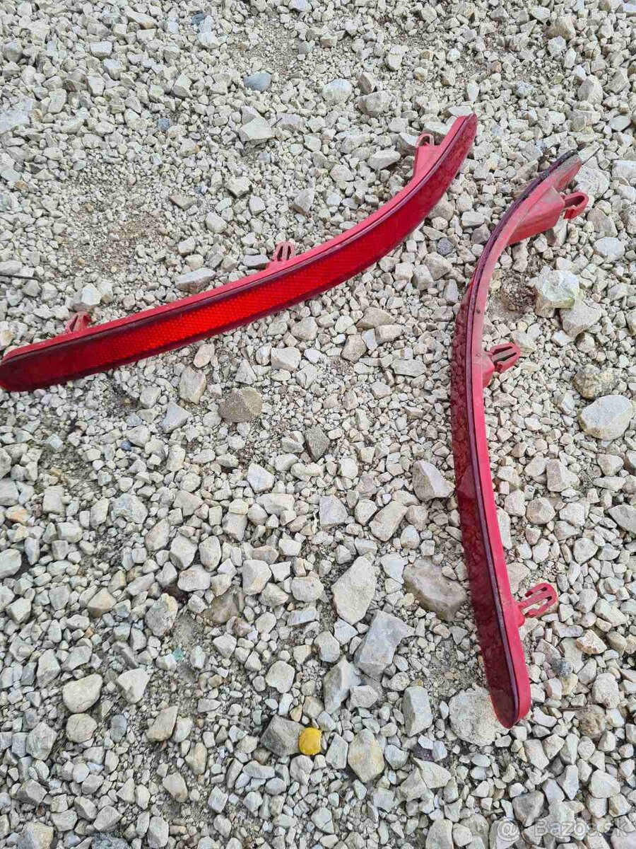 Držiaky, mriežky, odrazky VW Touareg 7l - 5