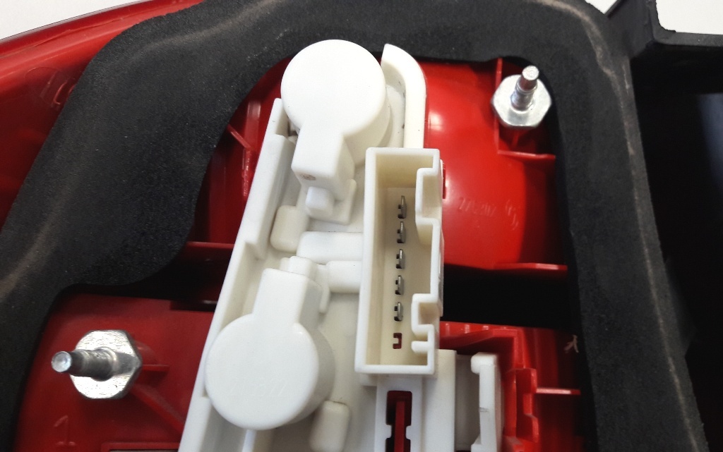 BMW 3 E90 Zadné svetlo - 5