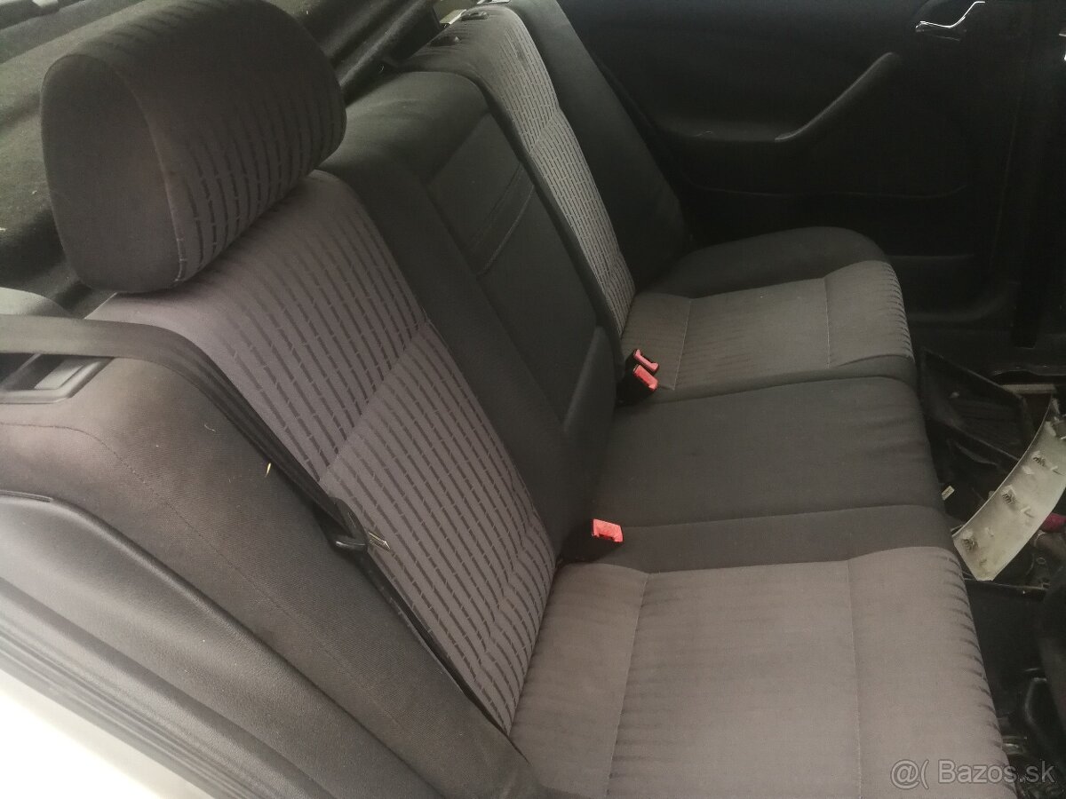 Škoda Octavia 1 sedan-diely, súčiastky - 5