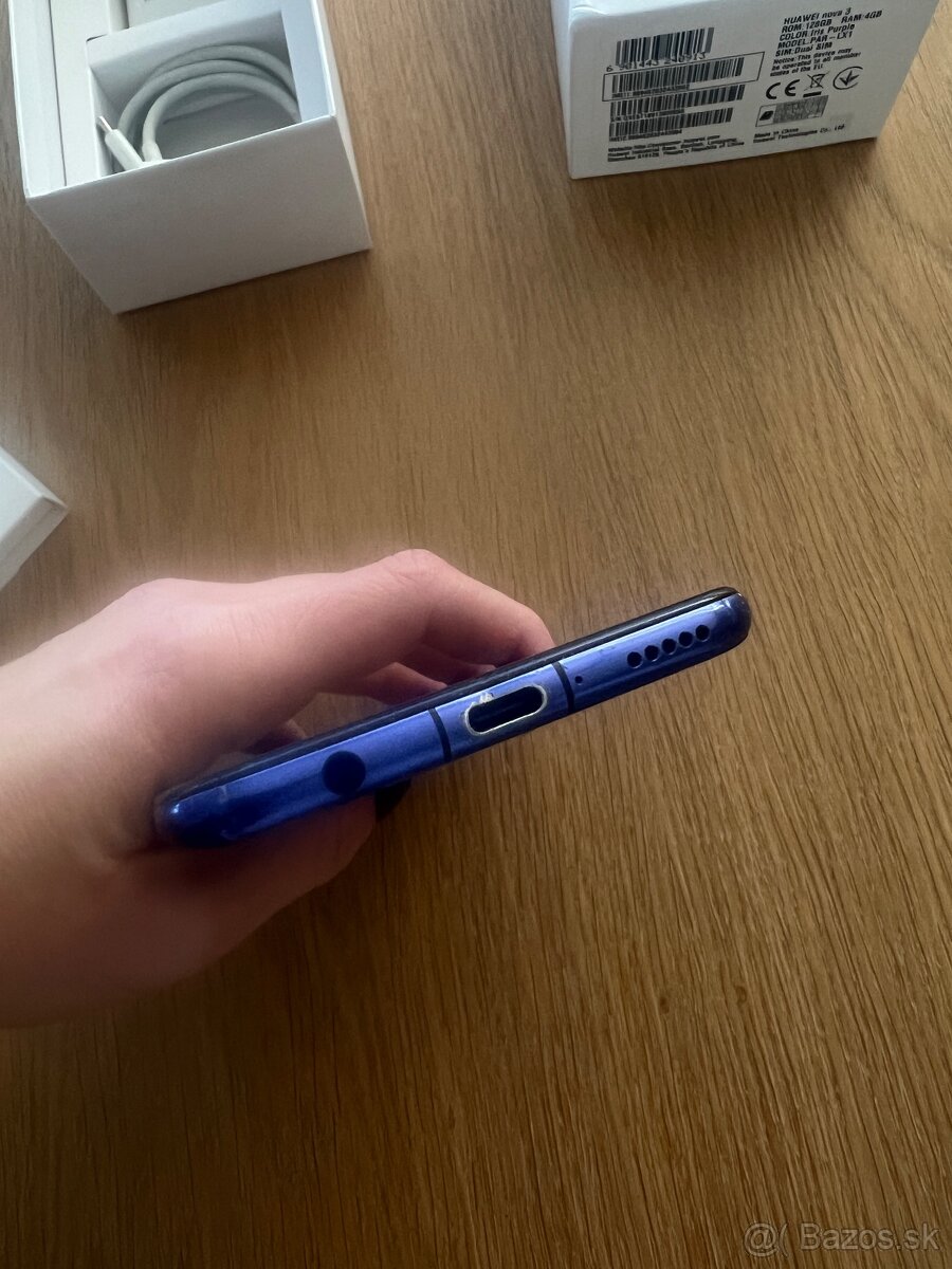 Mobilný telefón Huawei nova 3 - 5